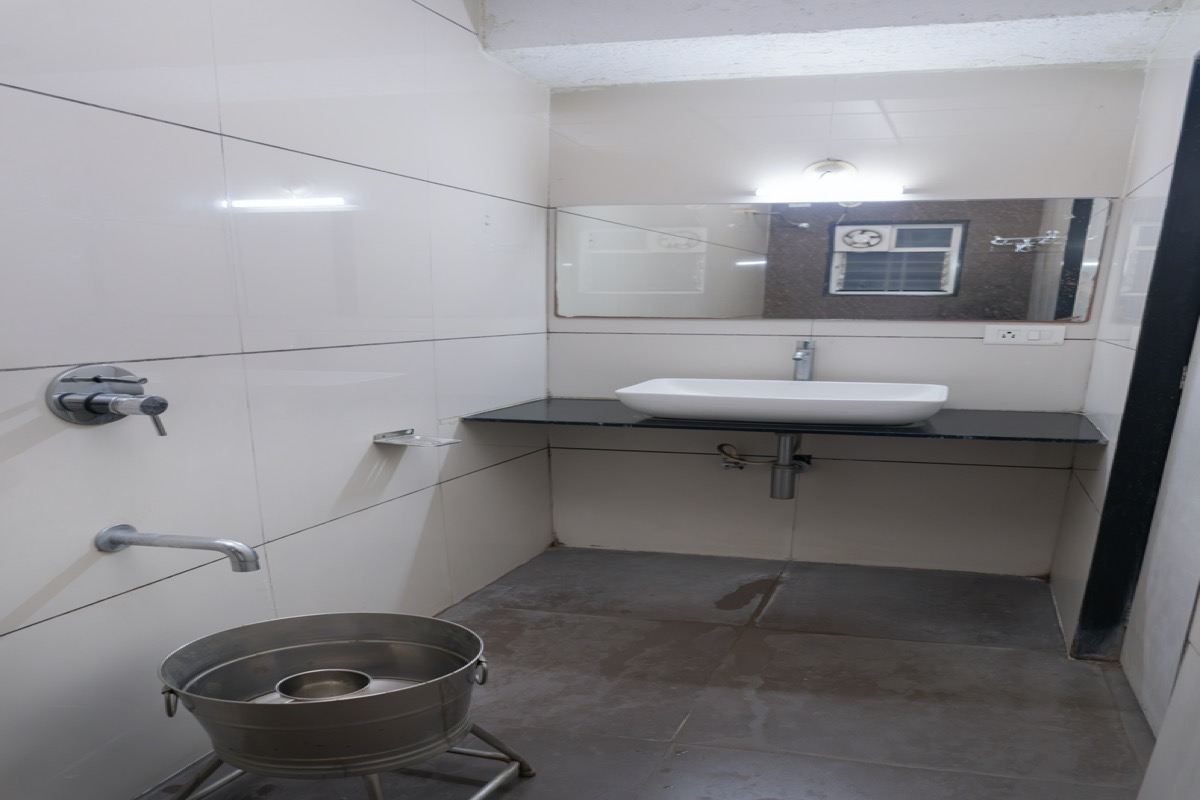 AC Deluxe Room